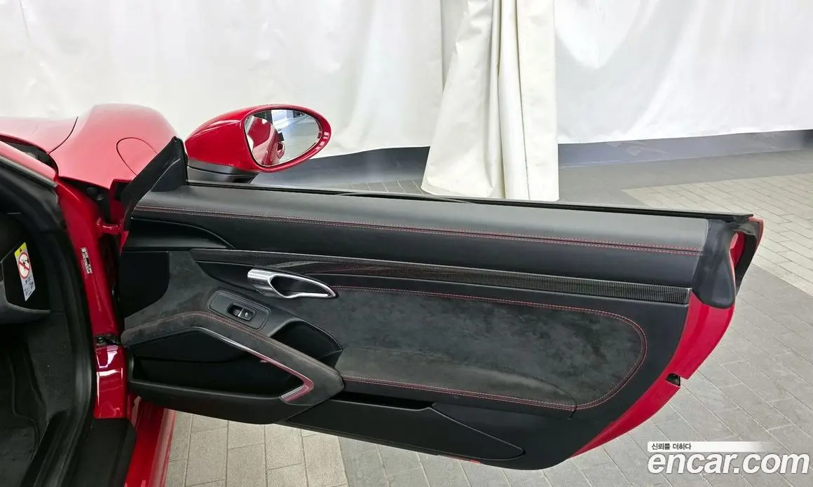 Porsche 718 2018 2.5 автомат (гидро), фото 15 Porsche 718 2018 2.5 автомат (гидро), фото 15