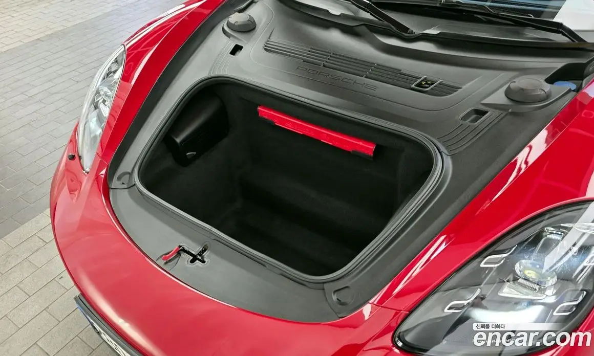Porsche 718 2018 2.5 автомат (гидро), фото 6 Porsche 718 2018 2.5 автомат (гидро), фото 6