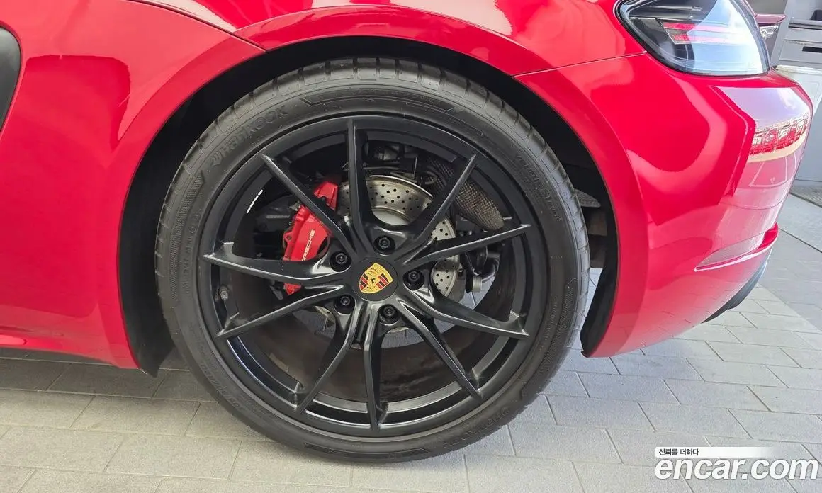 Porsche 718 2018 2.5 автомат (гидро), фото 7 Porsche 718 2018 2.5 автомат (гидро), фото 7