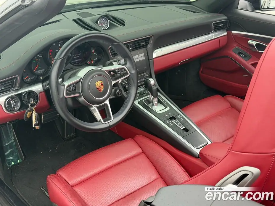 Porsche 911 2017 3.0 автомат (гидро), фото 11 Porsche 911 2017 3.0 автомат (гидро), фото 11
