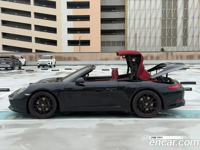 Porsche 911 2017 3.0 автомат (гидро), миниатюра 6 Porsche 911 2017 3.0 автомат (гидро), миниатюра 6