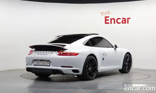 Porsche 911, 2019, 65 234 км
