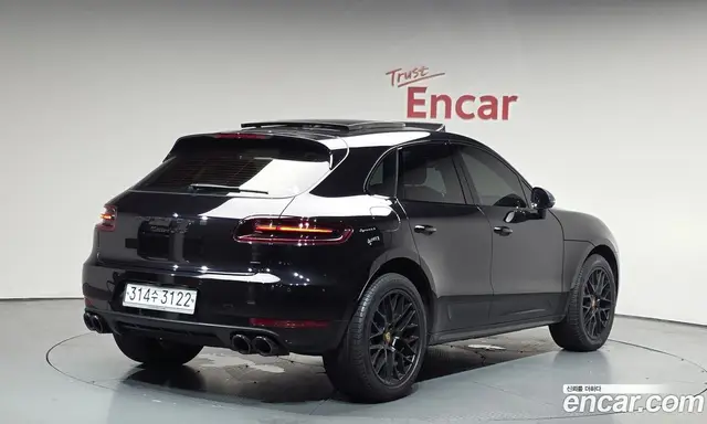 Porsche Macan, 2018, 33 754 км