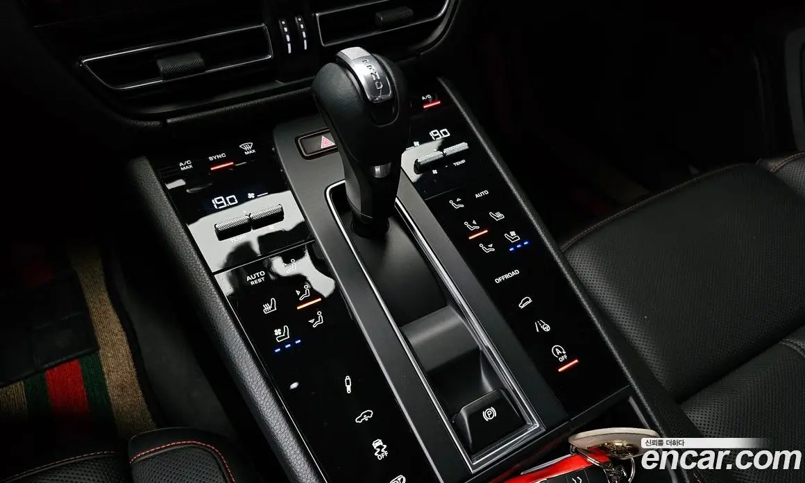 Porsche Macan 2022 2.9 автомат (гидро), фото 12