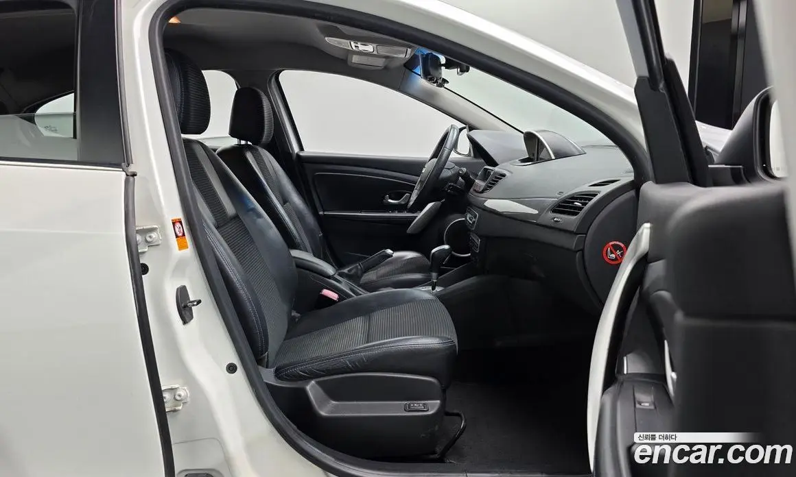 Renault (Samsung) SM3 2012 1.6 автомат (гидро), фото 15 Renault (Samsung) SM3 2012 1.6 автомат (гидро), фото 15