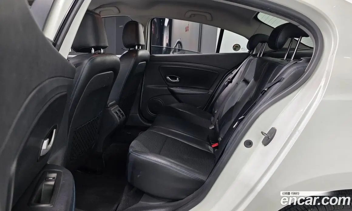 Renault (Samsung) SM3 2012 1.6 автомат (гидро), фото 16 Renault (Samsung) SM3 2012 1.6 автомат (гидро), фото 16