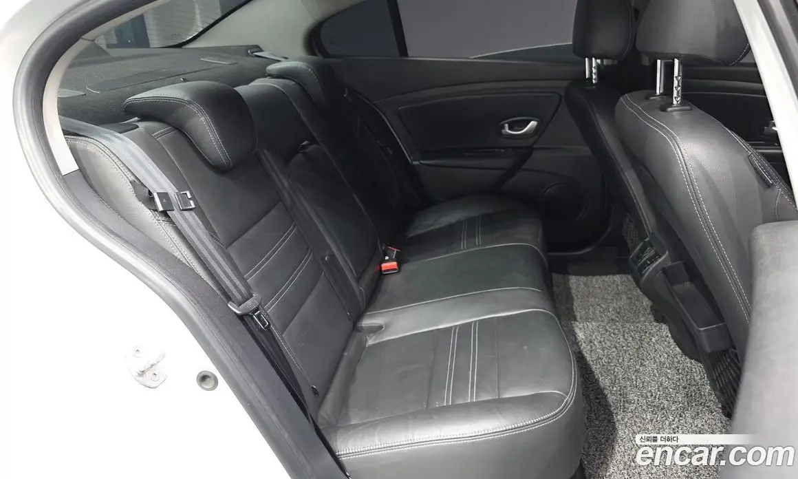Renault (Samsung) SM3 2017 автомат (гидро), фото 17 Renault (Samsung) SM3 2017 автомат (гидро), фото 17
