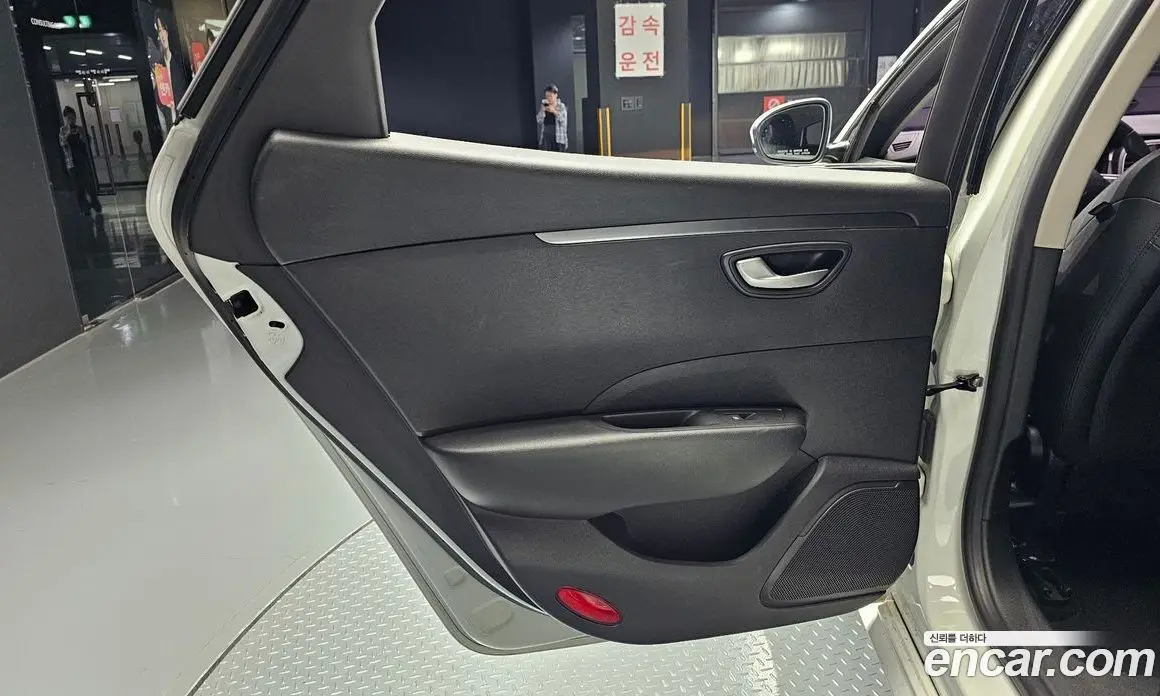 Renault (Samsung) SM6 2017 2.0 автомат (гидро), фото 15 Renault (Samsung) SM6 2017 2.0 автомат (гидро), фото 15
