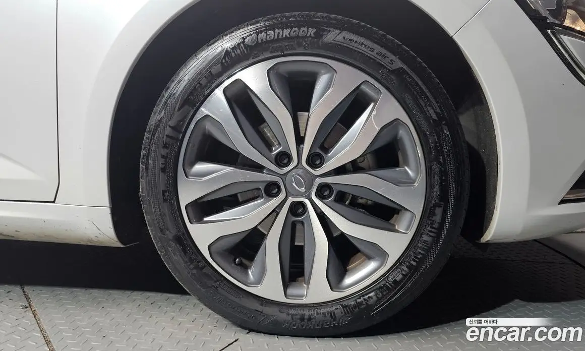 Renault (Samsung) SM6 2017 2.0 автомат (гидро), фото 5 Renault (Samsung) SM6 2017 2.0 автомат (гидро), фото 5