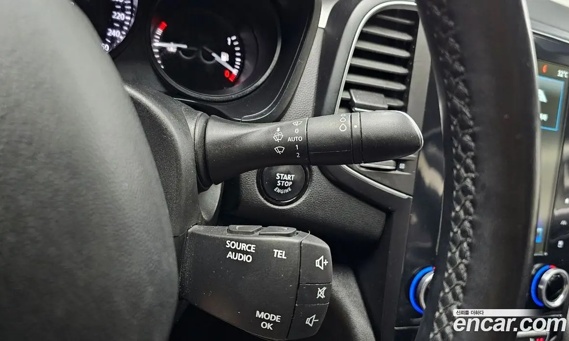 Renault (Samsung) SM6 2018 2.0 автомат (гидро), фото 17 Renault (Samsung) SM6 2018 2.0 автомат (гидро), фото 17