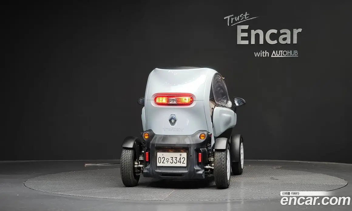 Renault (Samsung) Twizy 2020 0.1 автомат (гидро), фото 4