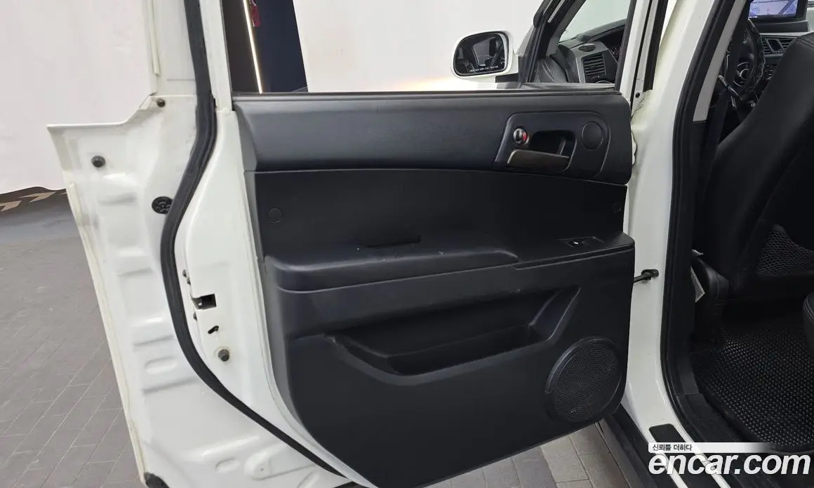 SsangYong Korando 2013 2.0 автомат (гидро), фото 15 SsangYong Korando 2013 2.0 автомат (гидро), фото 15