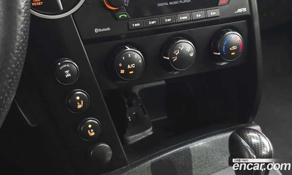 SsangYong Korando 2013 2.0 автомат (гидро), фото 18