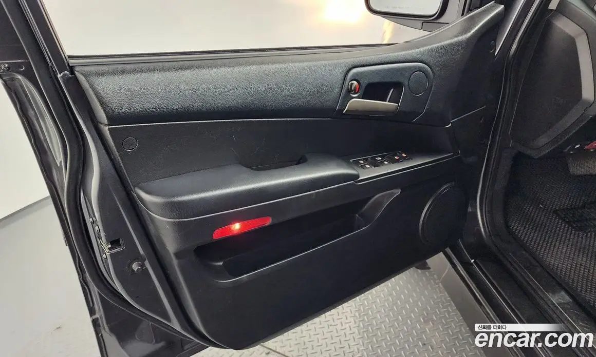 SsangYong Korando 2015 2.0 автомат (гидро), фото 14