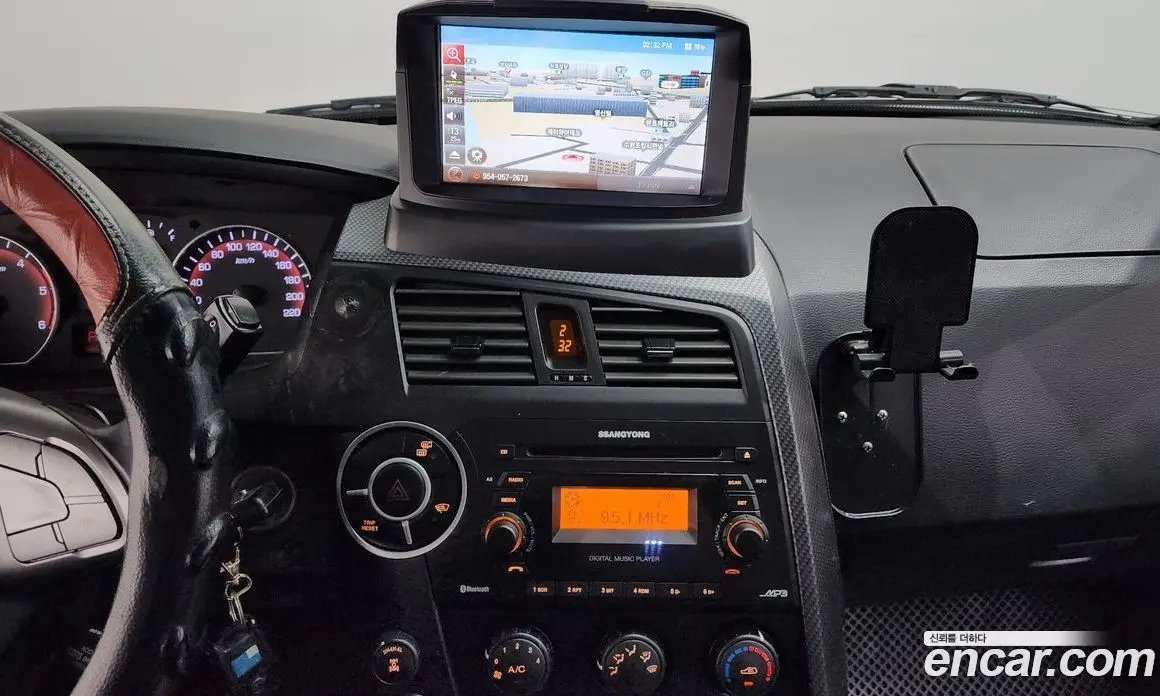 SsangYong Korando 2015 2.0 автомат (гидро), фото 19