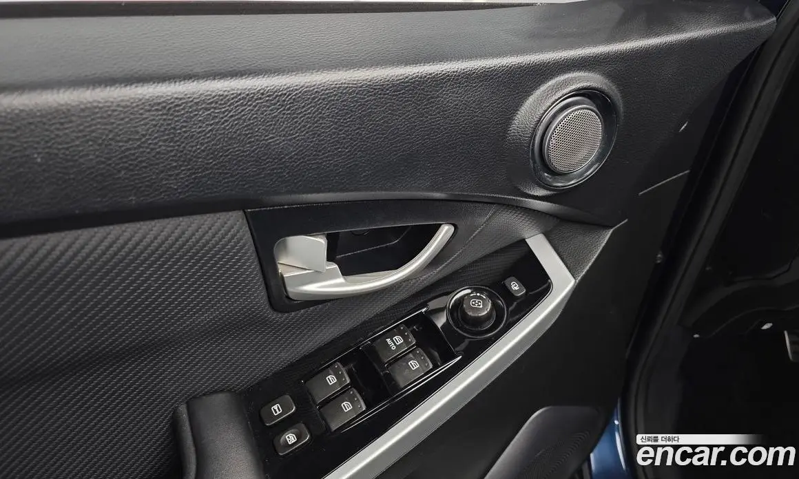SsangYong Korando 2017 2.2 автомат (гидро), фото 19