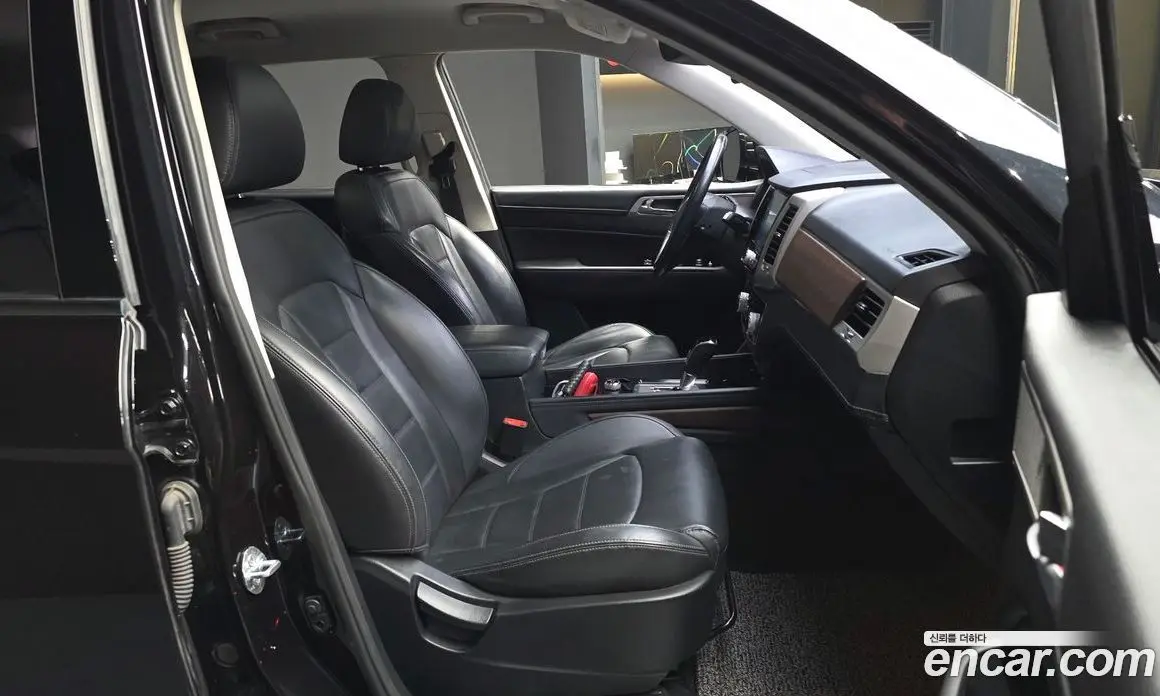 SsangYong Rexton 2017 2.2 автомат (гидро), фото 17