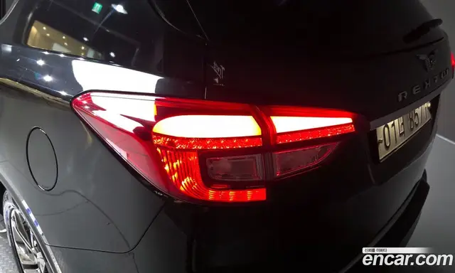 SsangYong Rexton 2017 2.2 автомат (гидро), миниатюра 9