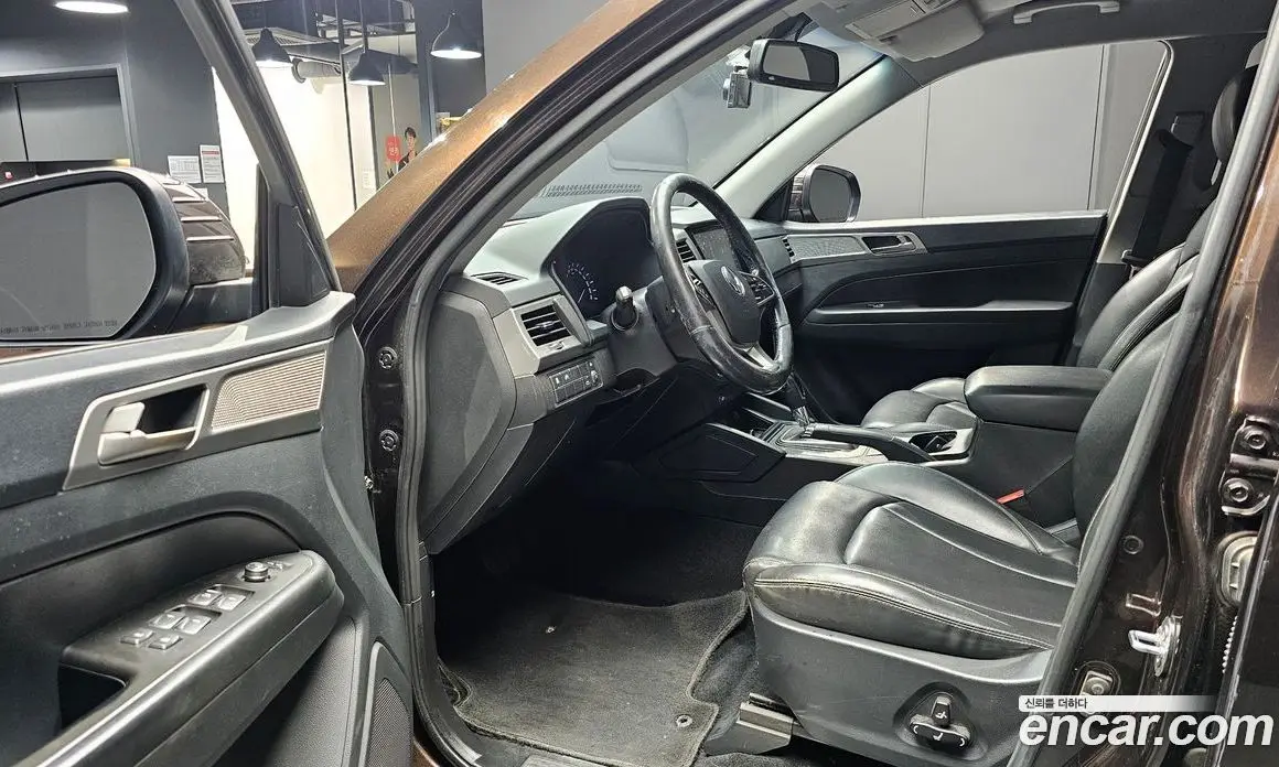 SsangYong Rexton 2018 2.2 автомат (гидро), фото 13 SsangYong Rexton 2018 2.2 автомат (гидро), фото 13