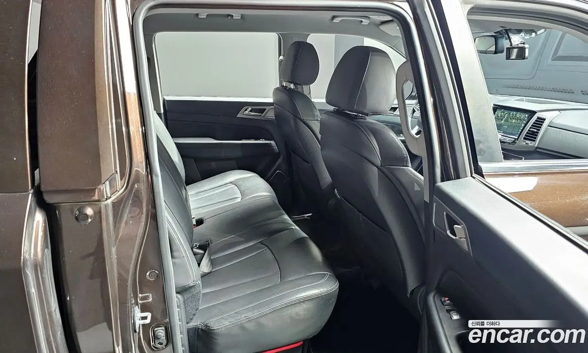 SsangYong Rexton 2018 2.2 автомат (гидро), фото 18 SsangYong Rexton 2018 2.2 автомат (гидро), фото 18
