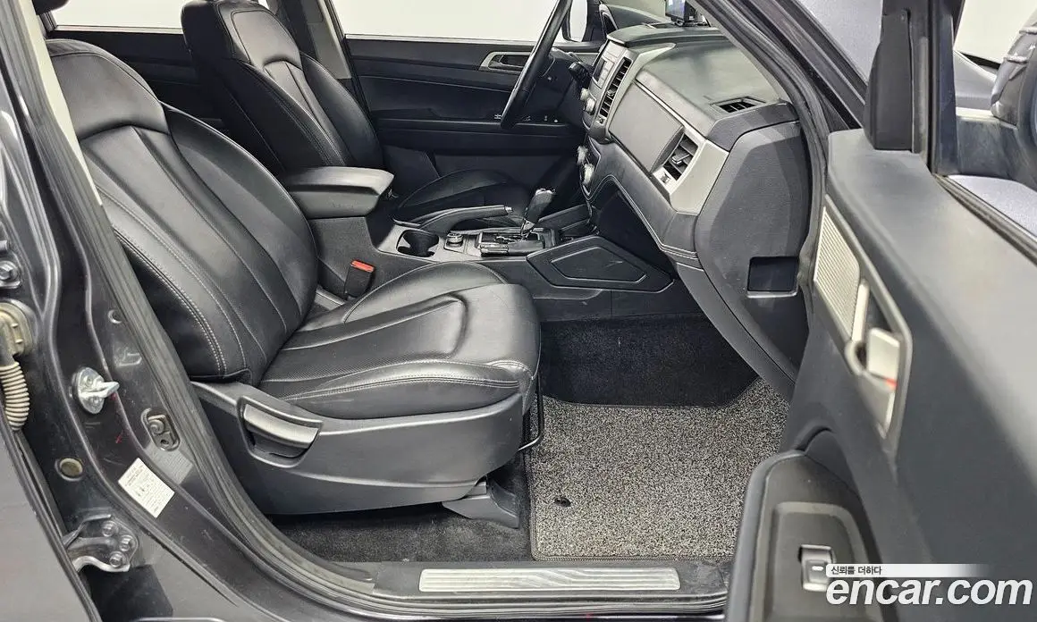 SsangYong Rexton 2018 2.2 автомат (гидро), фото 16 SsangYong Rexton 2018 2.2 автомат (гидро), фото 16