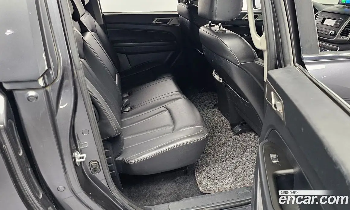 SsangYong Rexton 2018 2.2 автомат (гидро), фото 17 SsangYong Rexton 2018 2.2 автомат (гидро), фото 17