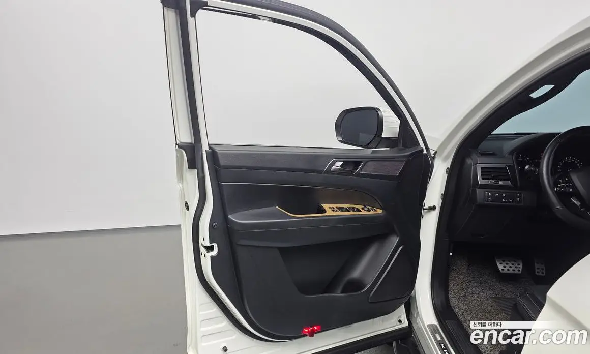 SsangYong Rexton 2021 2.2 автомат (гидро), фото 14