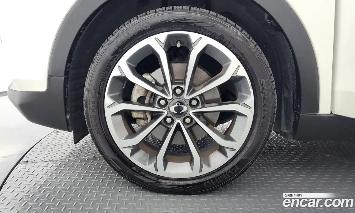 SsangYong TIBOLI 2017 1.6 автомат (гидро), фото 5 SsangYong TIBOLI 2017 1.6 автомат (гидро), фото 5
