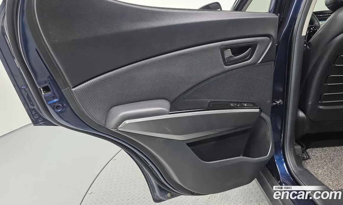SsangYong TIBOLI 2023 1.6 автомат (гидро), фото 15 SsangYong TIBOLI 2023 1.6 автомат (гидро), фото 15