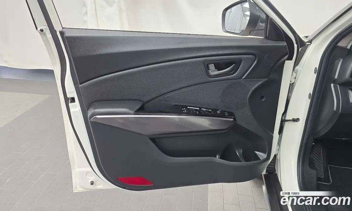 SsangYong TIBOLI 2023 1.5 автомат (гидро), фото 14