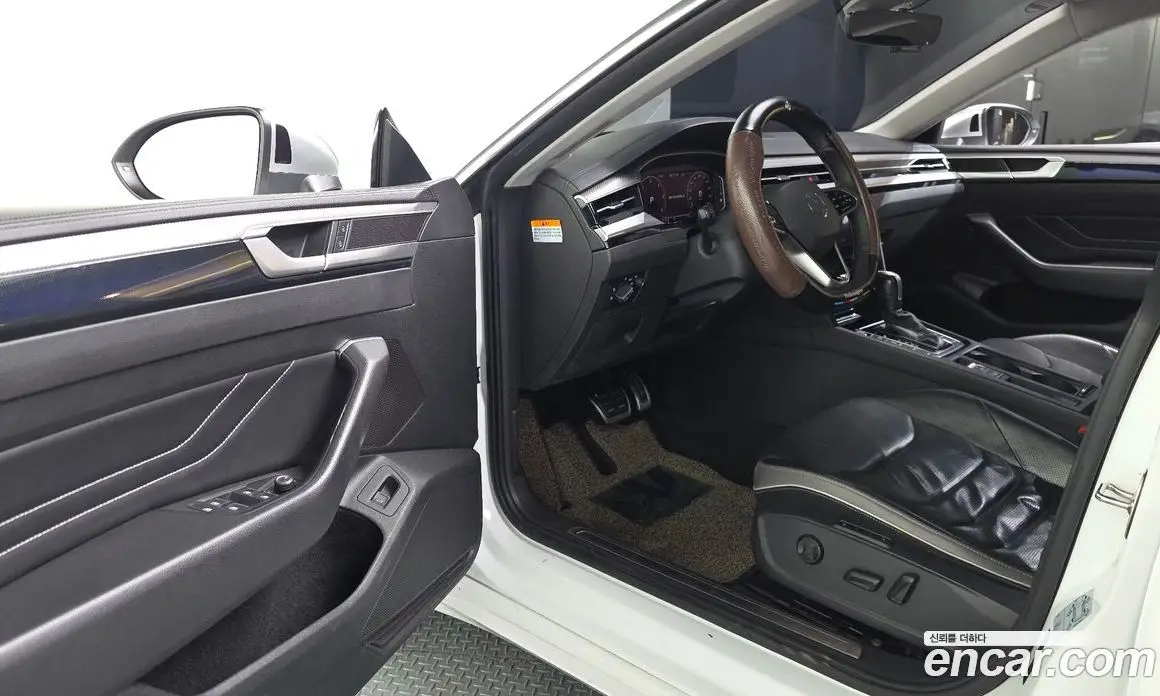 Volkswagen Arteon 2022 2.0 автомат (гидро), фото 13 Volkswagen Arteon 2022 2.0 автомат (гидро), фото 13