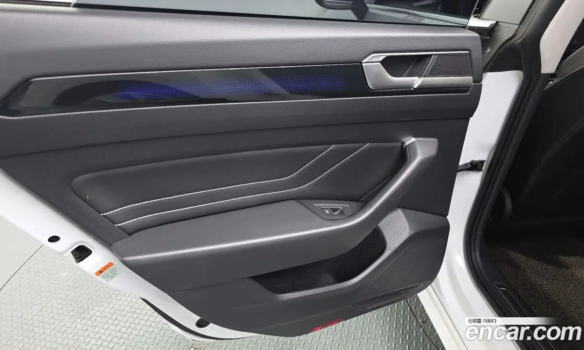 Volkswagen Arteon 2022 2.0 автомат (гидро), фото 15 Volkswagen Arteon 2022 2.0 автомат (гидро), фото 15