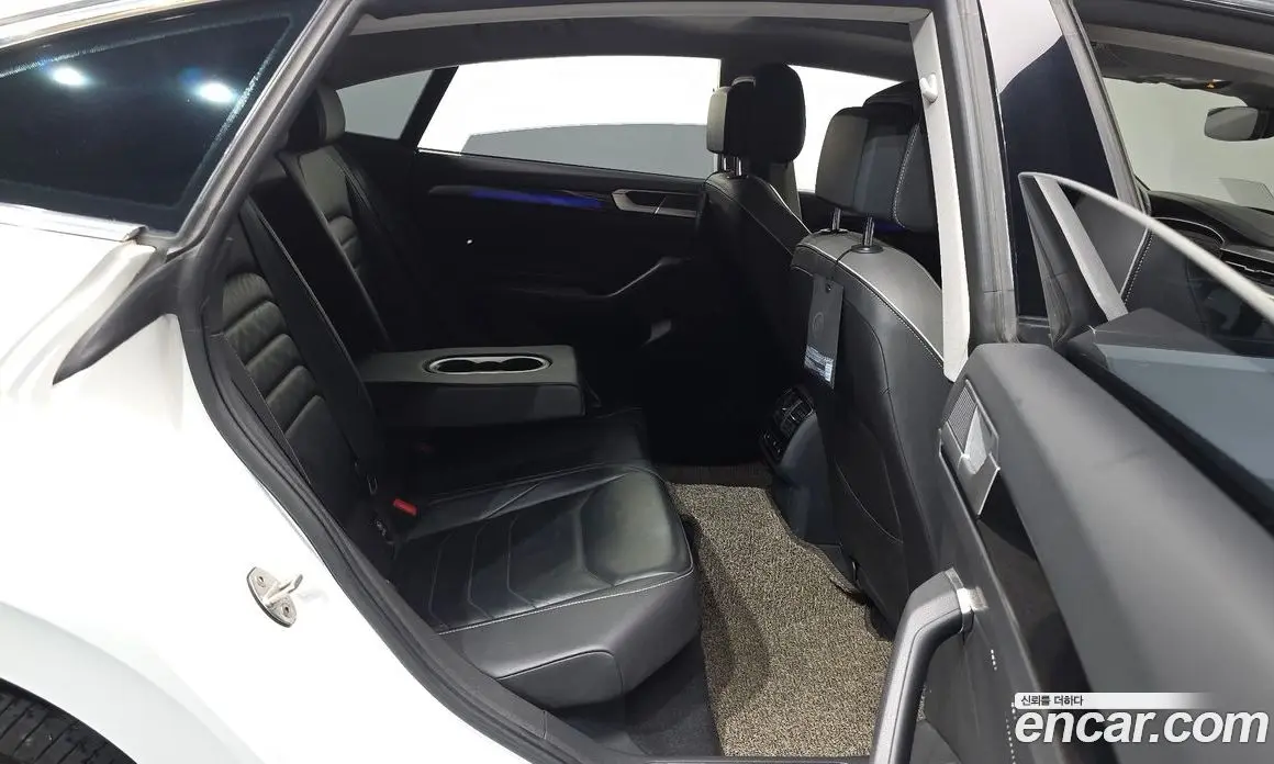 Volkswagen Arteon 2022 2.0 автомат (гидро), фото 18 Volkswagen Arteon 2022 2.0 автомат (гидро), фото 18