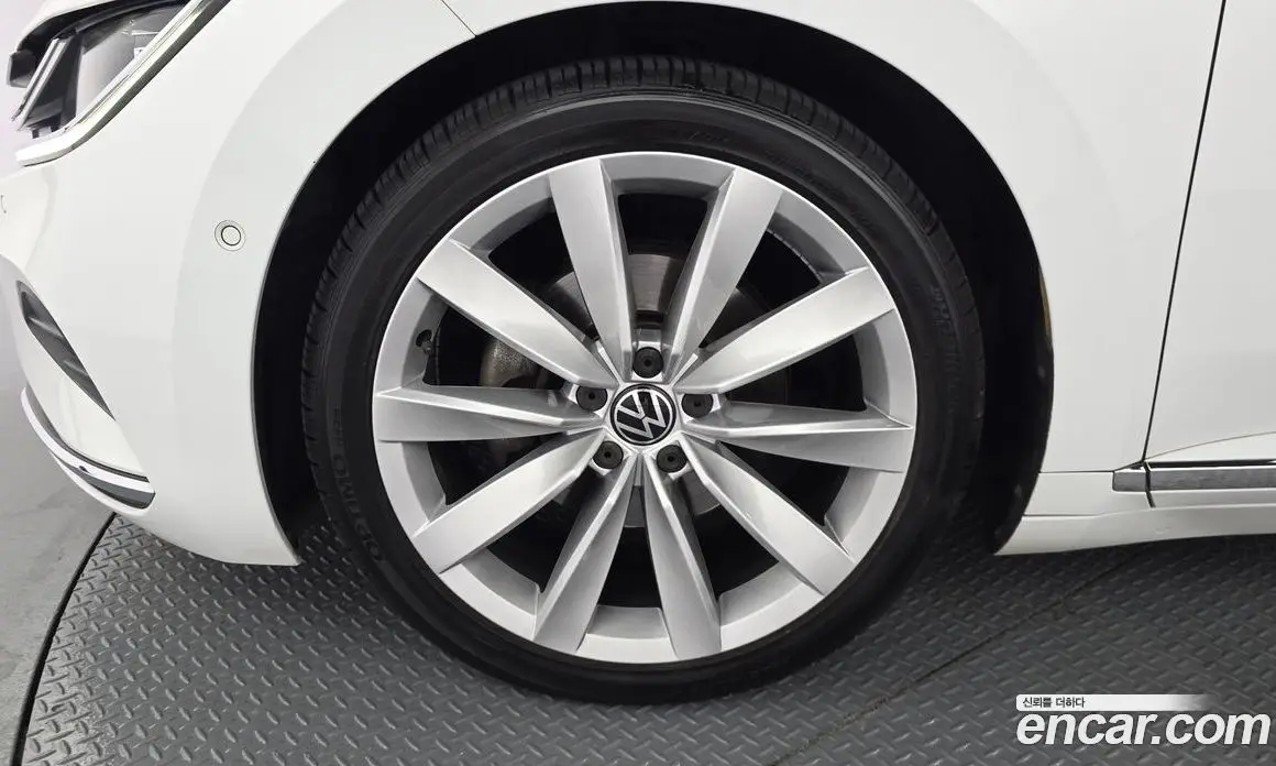 Volkswagen Arteon 2022 2.0 автомат (гидро), фото 5 Volkswagen Arteon 2022 2.0 автомат (гидро), фото 5