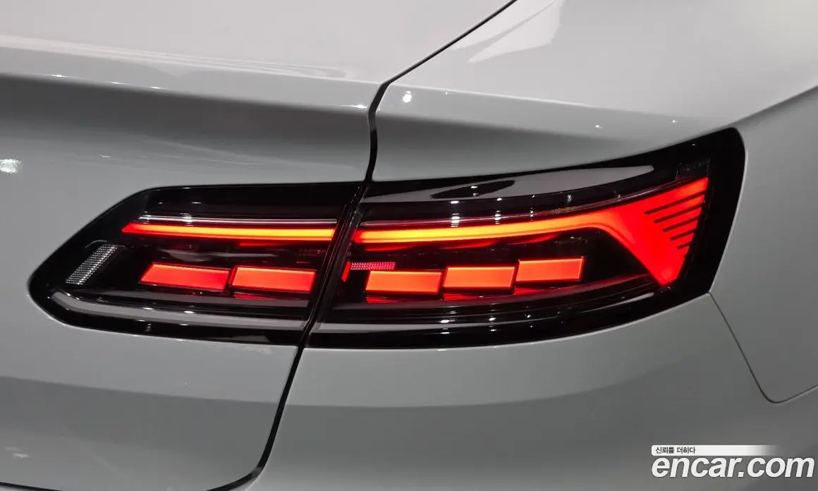 Volkswagen Arteon 2022 2.0 автомат (гидро), фото 9 Volkswagen Arteon 2022 2.0 автомат (гидро), фото 9