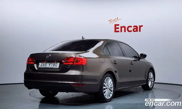Volkswagen Jetta 2012 1.6 автомат (гидро), миниатюра 2 Volkswagen Jetta 2012 1.6 автомат (гидро), миниатюра 2
