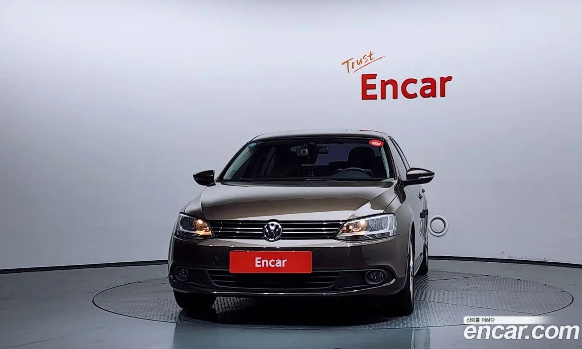 Volkswagen Jetta 2012 1.6 автомат (гидро), фото 3 Volkswagen Jetta 2012 1.6 автомат (гидро), фото 3