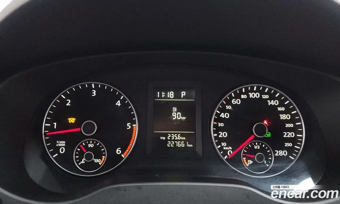 Volkswagen Jetta 2012 1.6 автомат (гидро), фото 8 Volkswagen Jetta 2012 1.6 автомат (гидро), фото 8