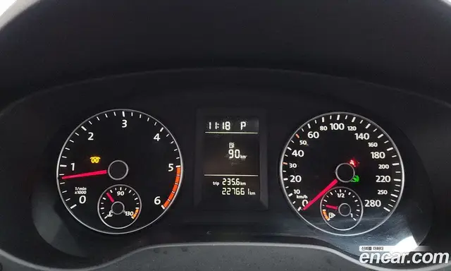 Volkswagen Jetta 2012 1.6 автомат (гидро), миниатюра 8 Volkswagen Jetta 2012 1.6 автомат (гидро), миниатюра 8