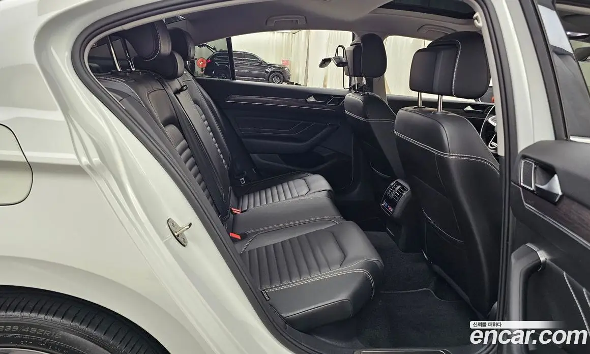 Volkswagen Passat 2021 2.0 автомат (гидро), фото 18 Volkswagen Passat 2021 2.0 автомат (гидро), фото 18