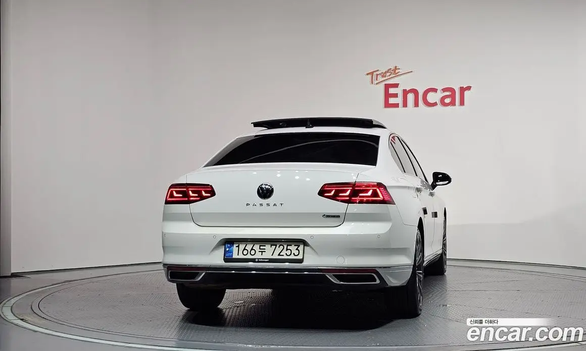 Volkswagen Passat 2021 2.0 автомат (гидро), фото 4 Volkswagen Passat 2021 2.0 автомат (гидро), фото 4