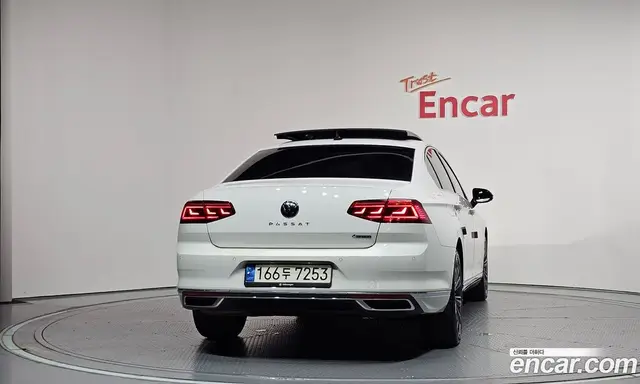 Volkswagen Passat 2021 2.0 автомат (гидро), миниатюра 4 Volkswagen Passat 2021 2.0 автомат (гидро), миниатюра 4