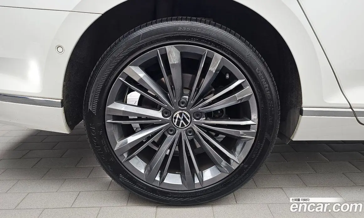 Volkswagen Passat 2021 2.0 автомат (гидро), фото 5 Volkswagen Passat 2021 2.0 автомат (гидро), фото 5
