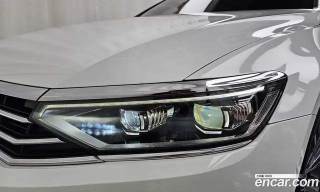 Volkswagen Passat 2021 2.0 автомат (гидро), миниатюра 8 Volkswagen Passat 2021 2.0 автомат (гидро), миниатюра 8
