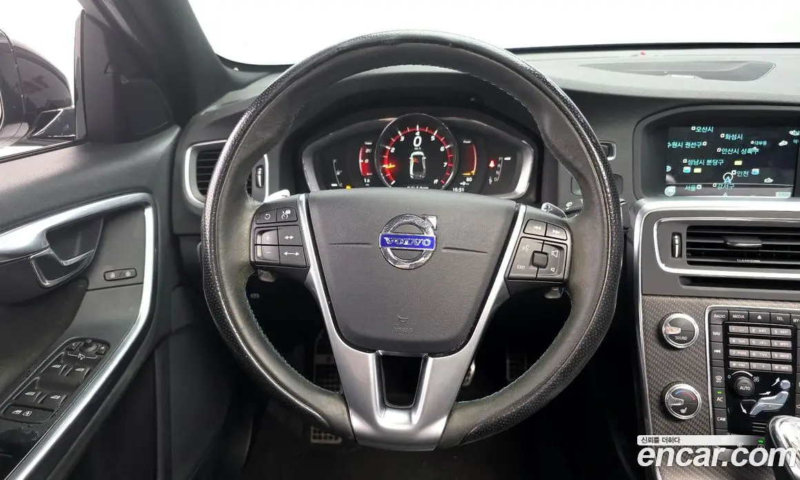 Volvo S60 2017 2.0 автомат (гидро), фото 13