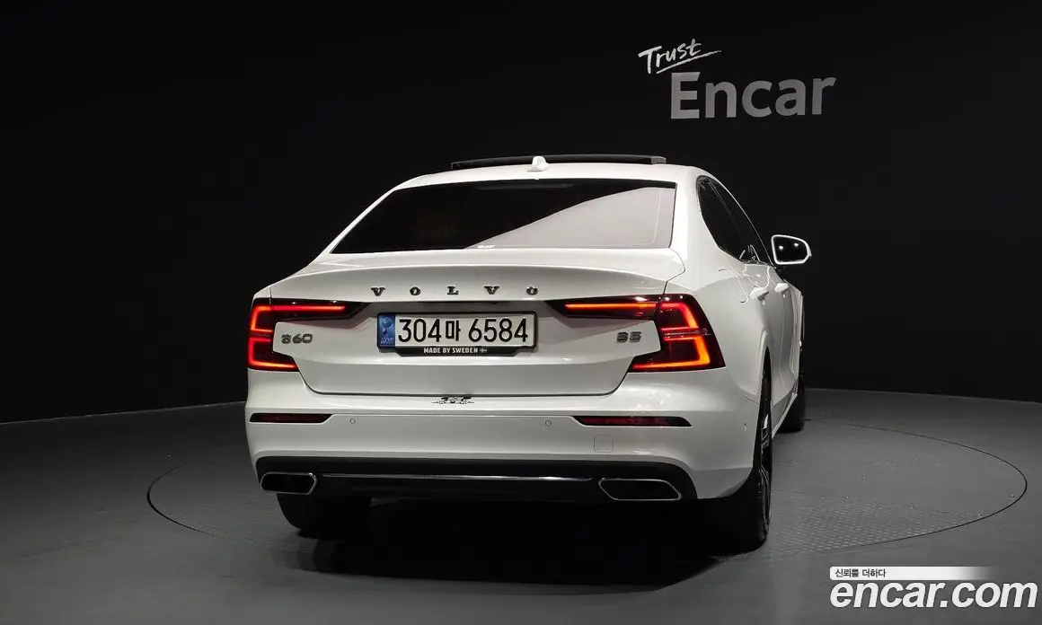 Volvo S60 2020 2.0 автомат (гидро), фото 4 Volvo S60 2020 2.0 автомат (гидро), фото 4