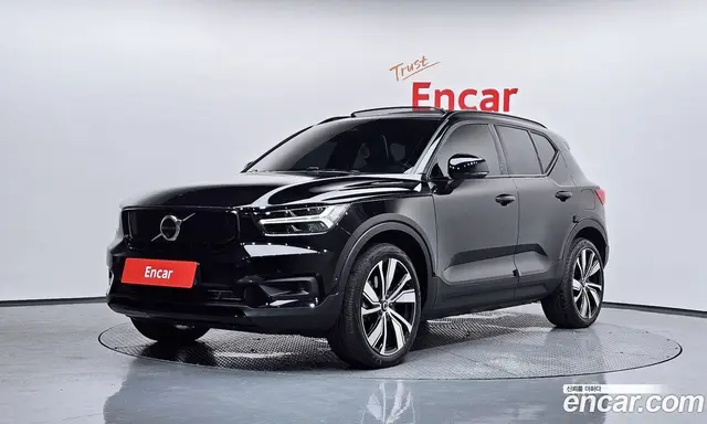 Volvo XC40, 2022, 42 996 км