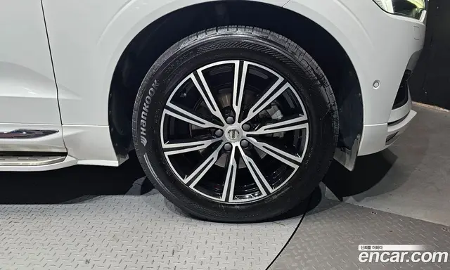 Volvo XC60 2021 2.0 автомат (гидро), миниатюра 7