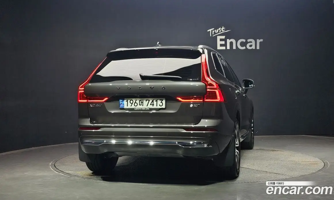 Volvo XC60 2024 2.0 автомат (гидро), фото 3