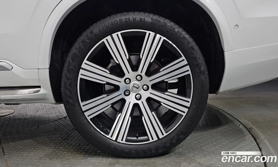 Volvo XC90 2022 2.0 автомат (гидро), фото 7 Volvo XC90 2022 2.0 автомат (гидро), фото 7
